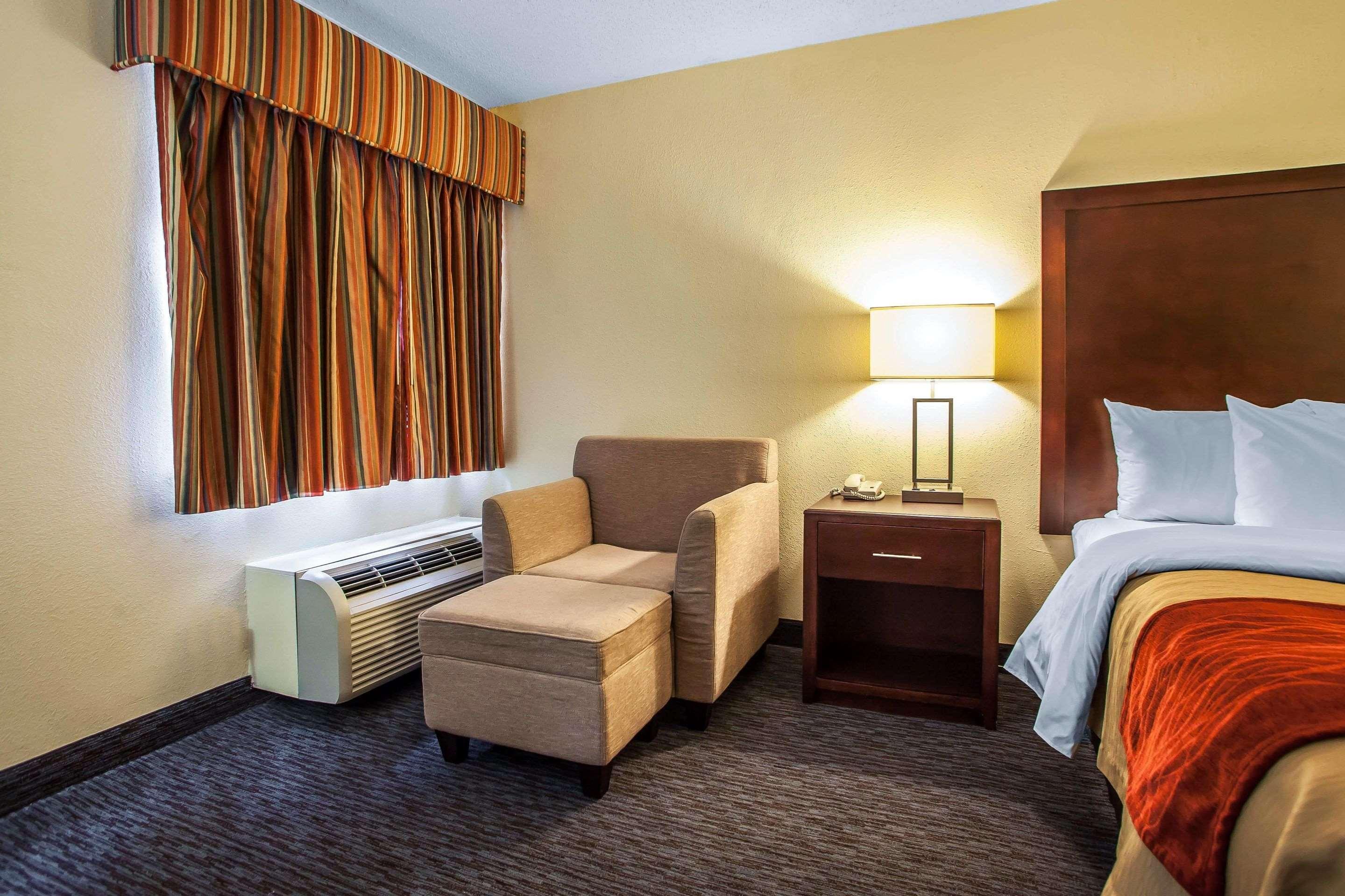 Comfort Inn Feasterville - Trevose Buitenkant foto