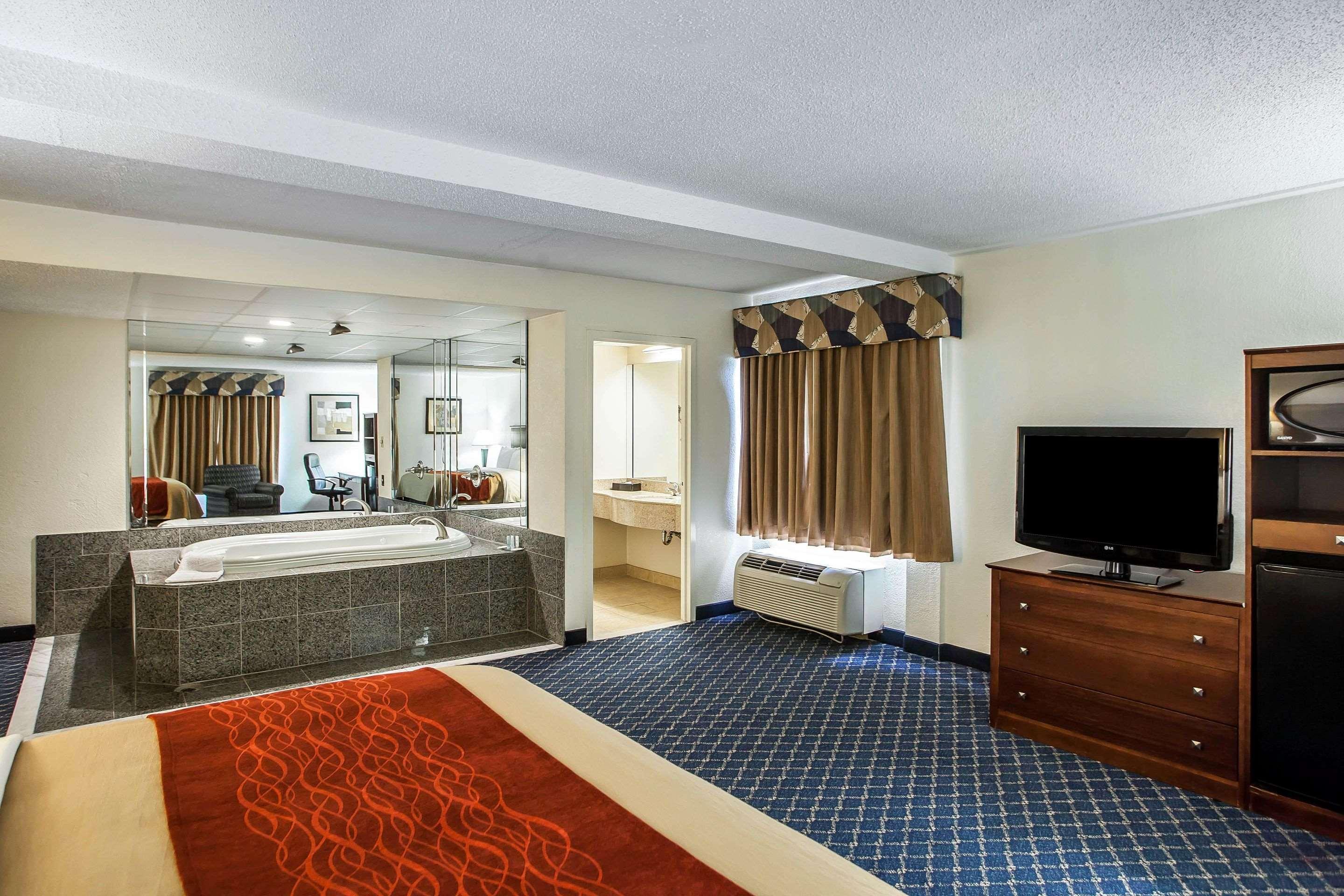 Comfort Inn Feasterville - Trevose Buitenkant foto