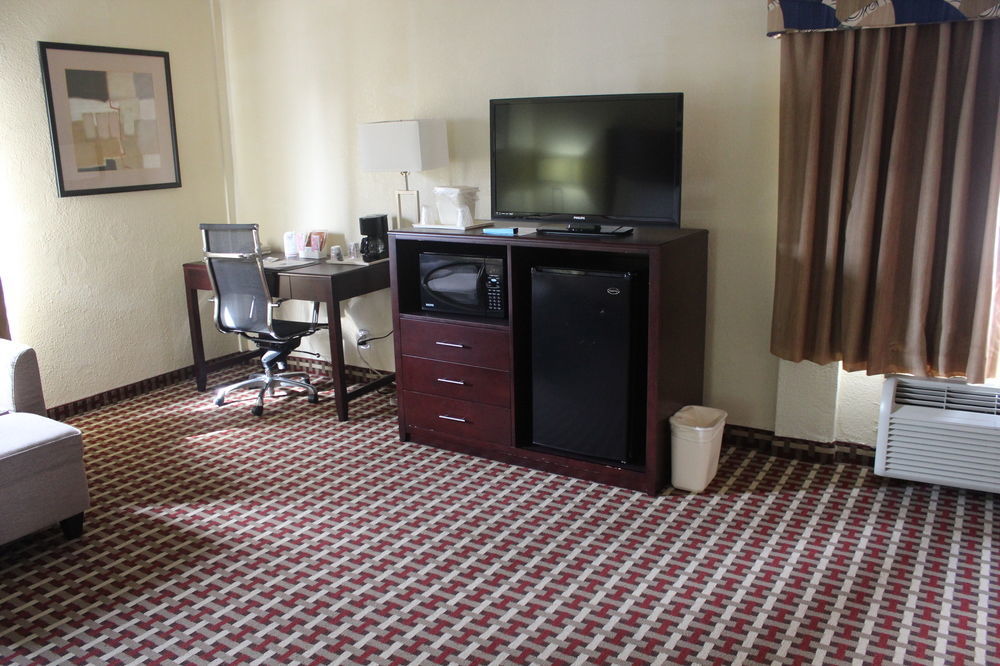Comfort Inn Feasterville - Trevose Buitenkant foto