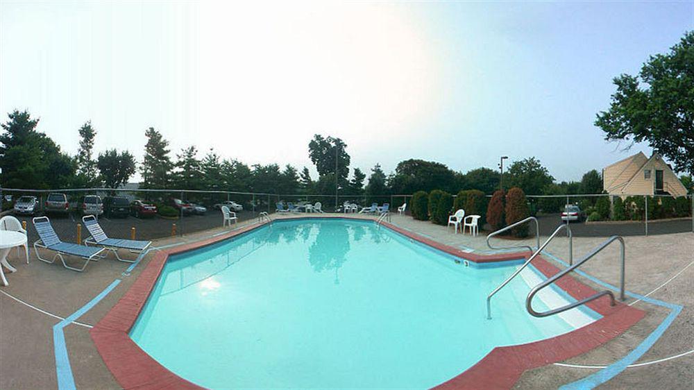 Comfort Inn Feasterville - Trevose Buitenkant foto